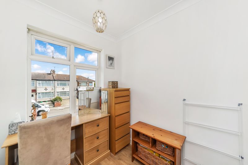 Photo 1- click for photo gallery